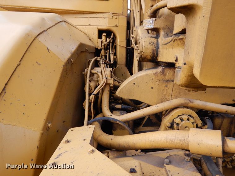image for item DE2479 1979 Caterpillar 627B  conventional scraper