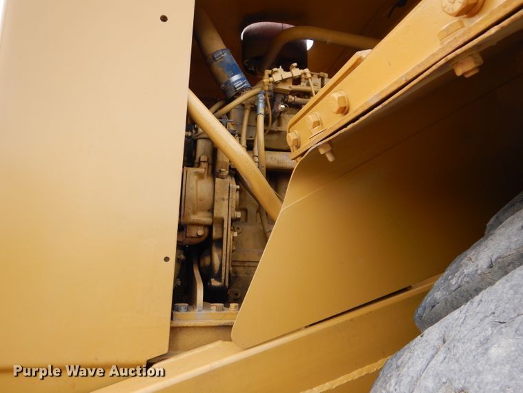 image for item DE2479 1979 Caterpillar 627B  conventional scraper