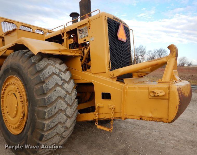 image for item DE2479 1979 Caterpillar 627B  conventional scraper
