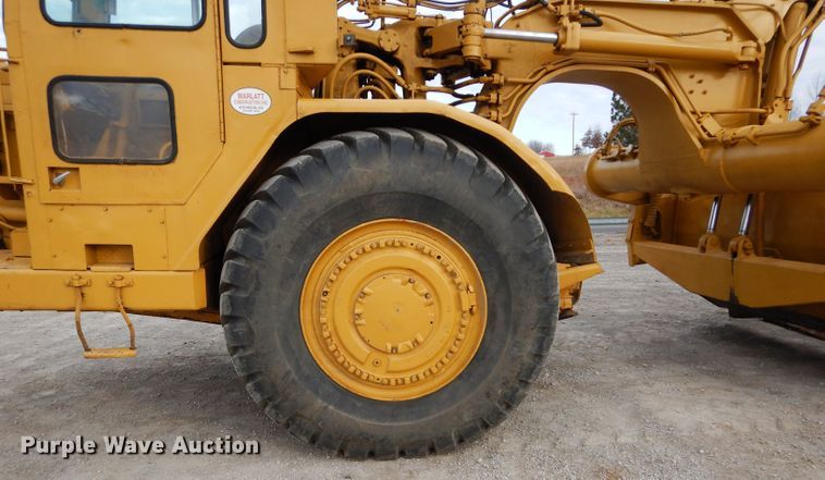 image for item DE2479 1979 Caterpillar 627B  conventional scraper