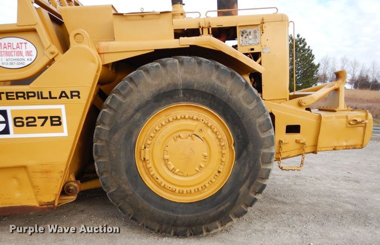 image for item DE2479 1979 Caterpillar 627B  conventional scraper