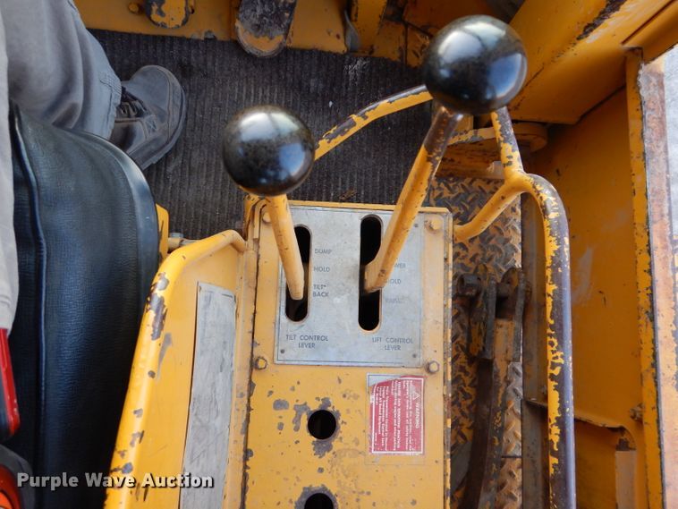 image for item DE2480 1971 Caterpillar 988  wheel loader