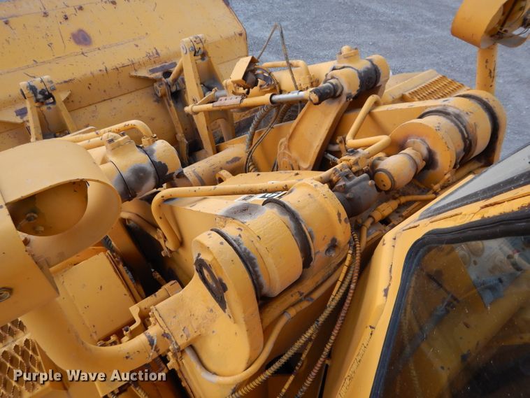 image for item DE2480 1971 Caterpillar 988  wheel loader