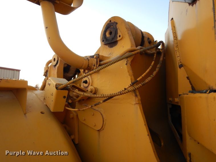image for item DE2480 1971 Caterpillar 988  wheel loader