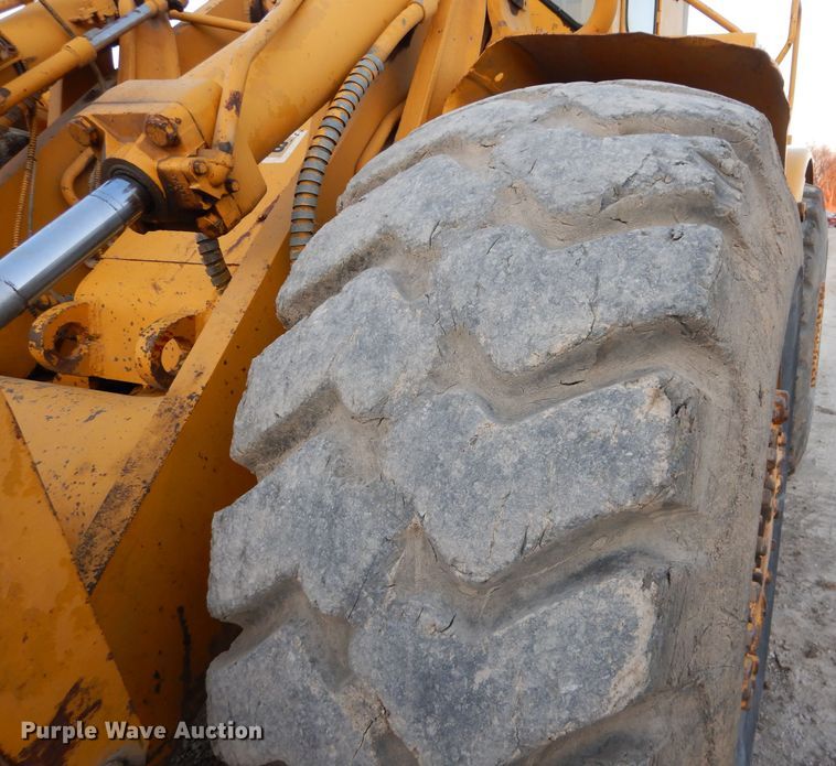 image for item DE2480 1971 Caterpillar 988  wheel loader