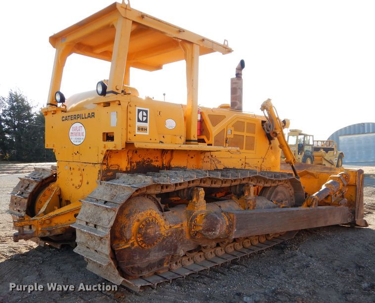 image for item DE2481 1974 Caterpillar D8H  dozer