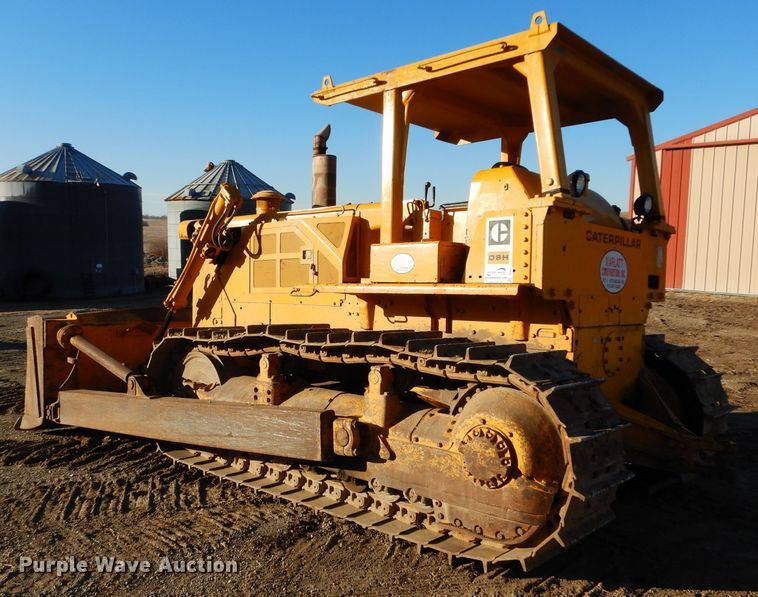 image for item DE2481 1974 Caterpillar D8H  dozer