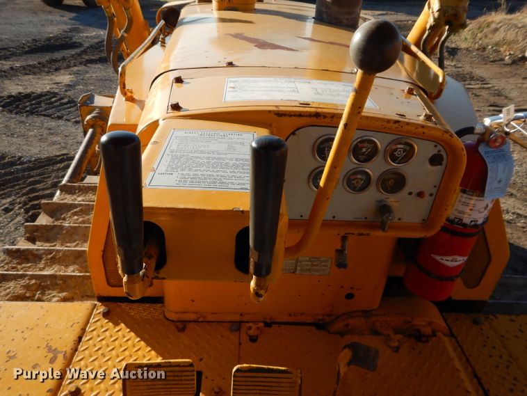 image for item DE2481 1974 Caterpillar D8H  dozer
