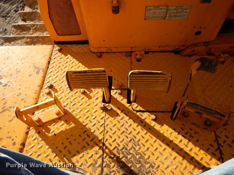 image for item DE2481 1974 Caterpillar D8H  dozer