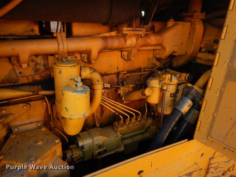 image for item DE2481 1974 Caterpillar D8H  dozer