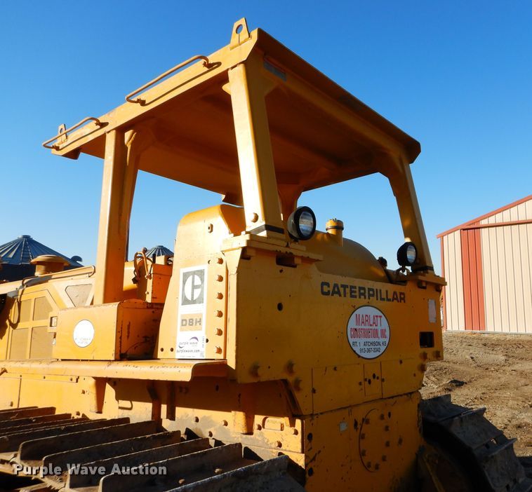 image for item DE2481 1974 Caterpillar D8H  dozer
