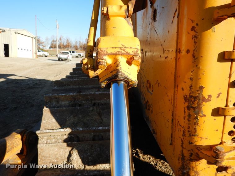 image for item DE2481 1974 Caterpillar D8H  dozer