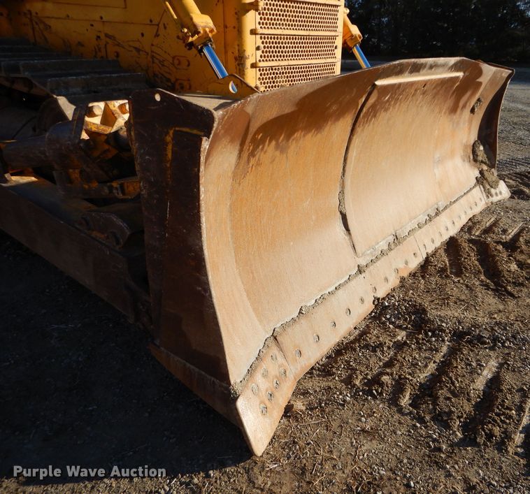 image for item DE2481 1974 Caterpillar D8H  dozer