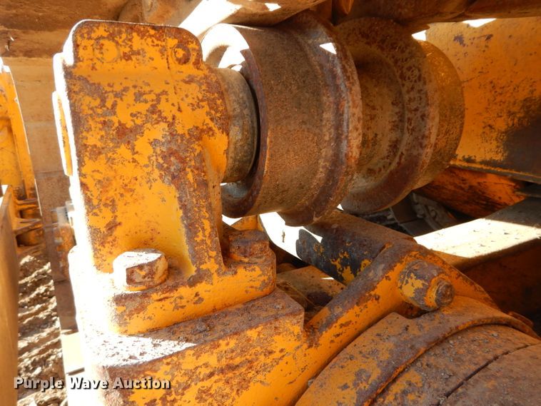 image for item DE2481 1974 Caterpillar D8H  dozer