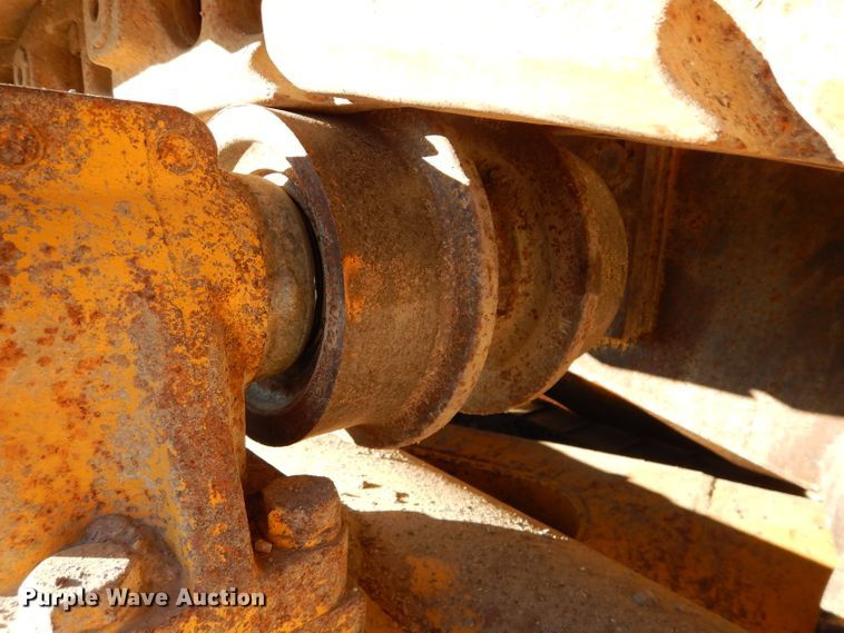 image for item DE2481 1974 Caterpillar D8H  dozer