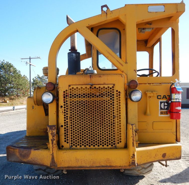 image for item DE2482 1973 Caterpillar 613  elevating scraper
