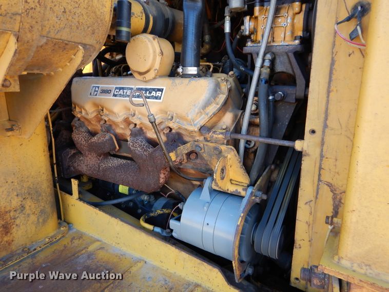 image for item DE2482 1973 Caterpillar 613  elevating scraper