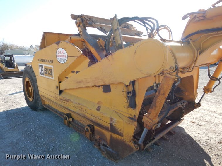 image for item DE2482 1973 Caterpillar 613  elevating scraper