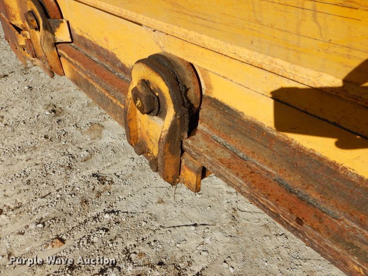 image for item DE2482 1973 Caterpillar 613  elevating scraper
