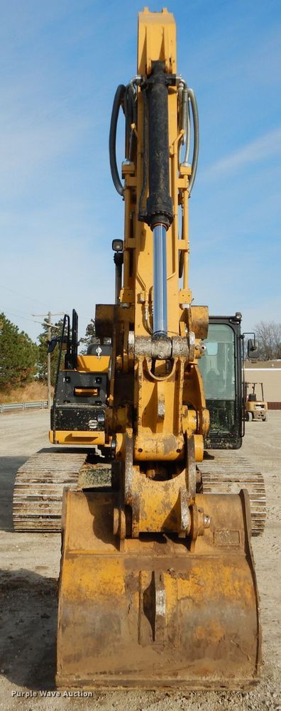 image for item DE2483 2014 Caterpillar 320E L  excavator