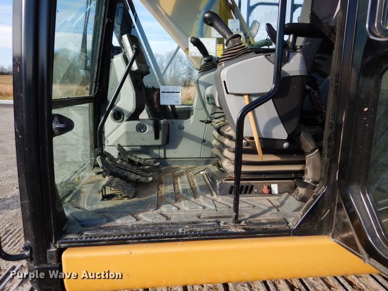 image for item DE2483 2014 Caterpillar 320E L  excavator
