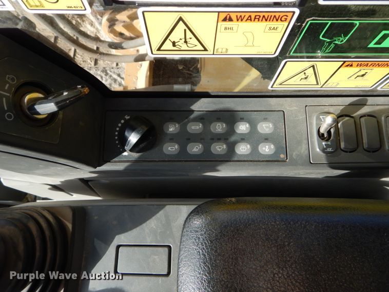 image for item DE2483 2014 Caterpillar 320E L  excavator