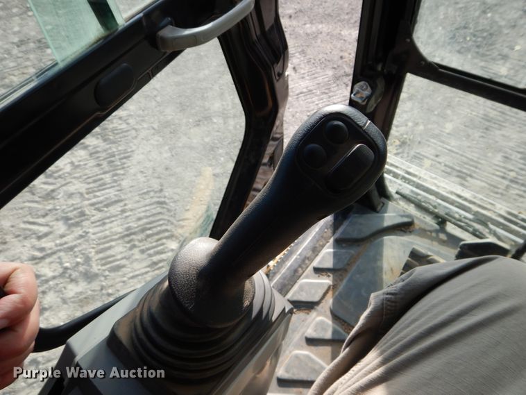 image for item DE2483 2014 Caterpillar 320E L  excavator