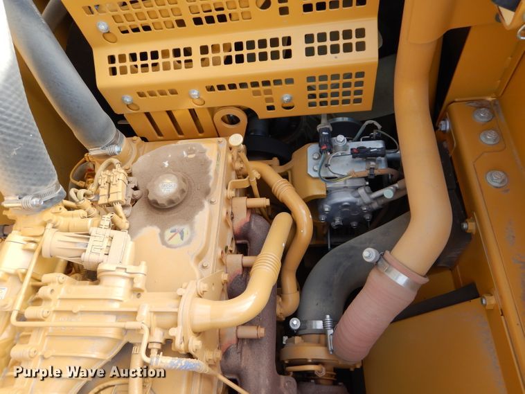 image for item DE2483 2014 Caterpillar 320E L  excavator