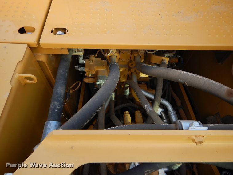 image for item DE2483 2014 Caterpillar 320E L  excavator