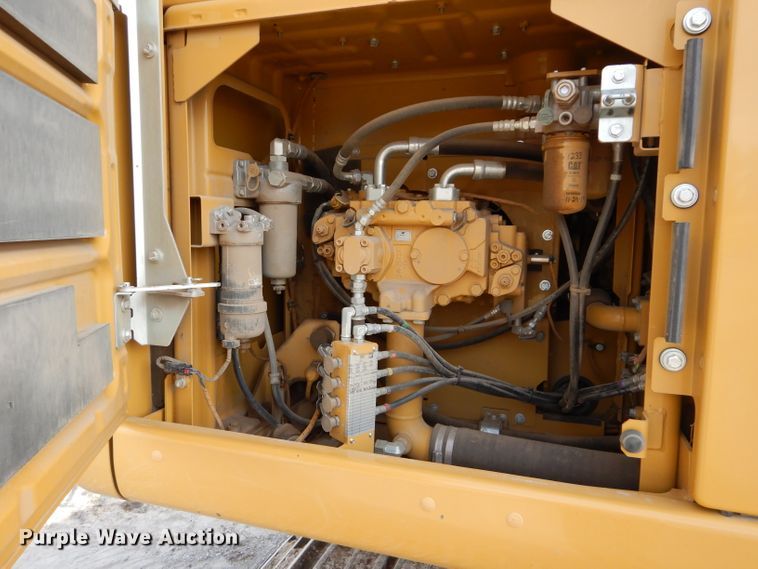 image for item DE2483 2014 Caterpillar 320E L  excavator