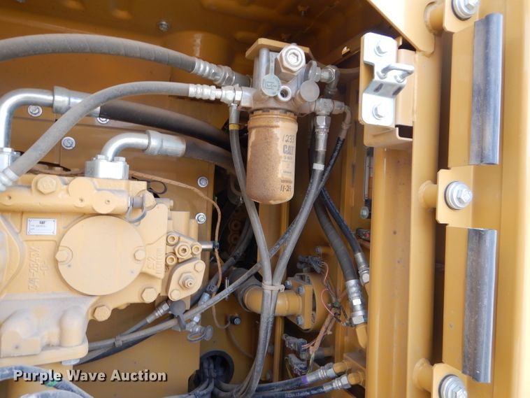 image for item DE2483 2014 Caterpillar 320E L  excavator