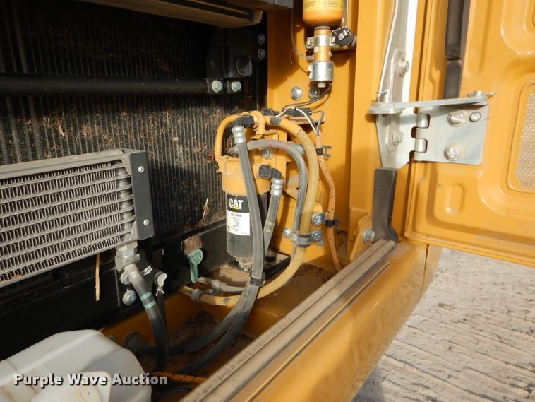 image for item DE2483 2014 Caterpillar 320E L  excavator