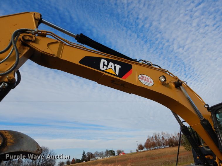 image for item DE2483 2014 Caterpillar 320E L  excavator