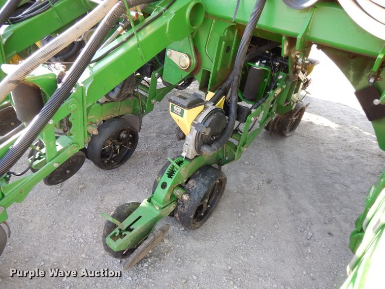 image for item DE2485 2012 John Deere 1790 CCS  split row no-till planter