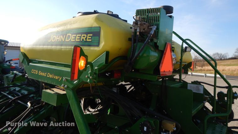 image for item DE2485 2012 John Deere 1790 CCS  split row no-till planter