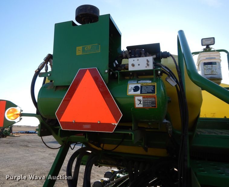 image for item DE2485 2012 John Deere 1790 CCS  split row no-till planter