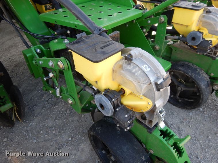 image for item DE2485 2012 John Deere 1790 CCS  split row no-till planter