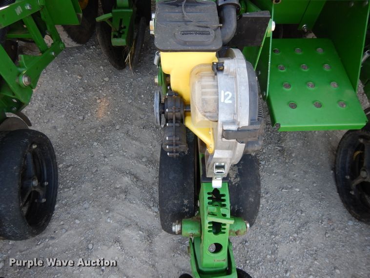 image for item DE2485 2012 John Deere 1790 CCS  split row no-till planter