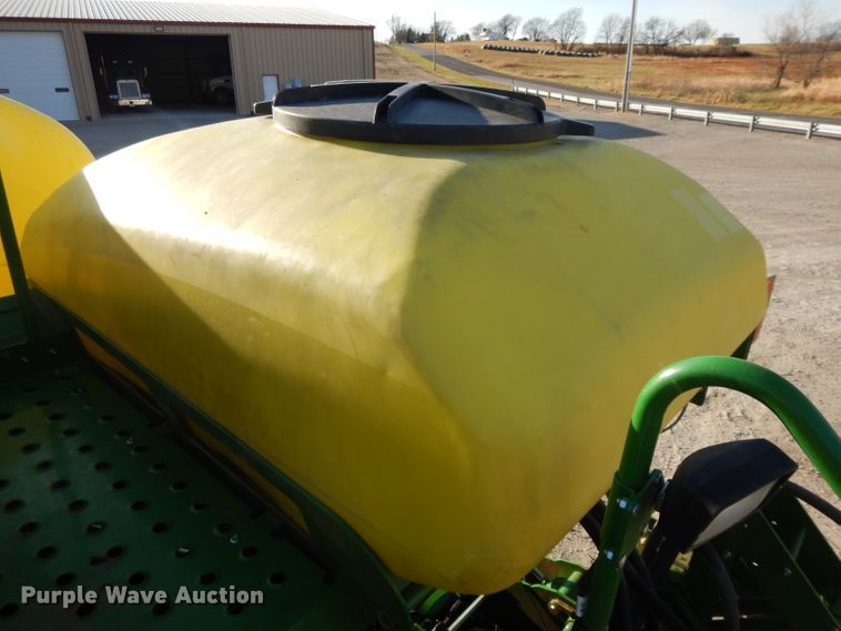 image for item DE2485 2012 John Deere 1790 CCS  split row no-till planter