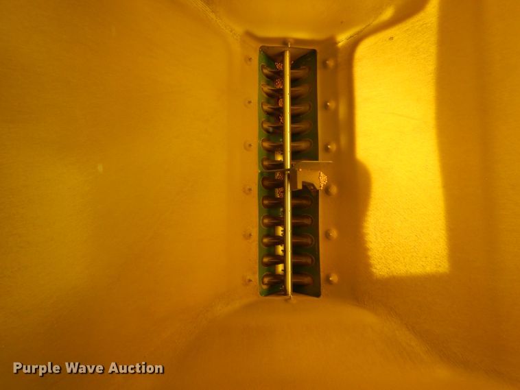 image for item DE2485 2012 John Deere 1790 CCS  split row no-till planter