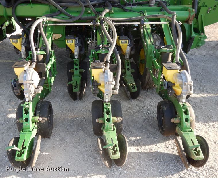 image for item DE2485 2012 John Deere 1790 CCS  split row no-till planter
