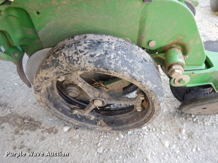 image for item DE2485 2012 John Deere 1790 CCS  split row no-till planter