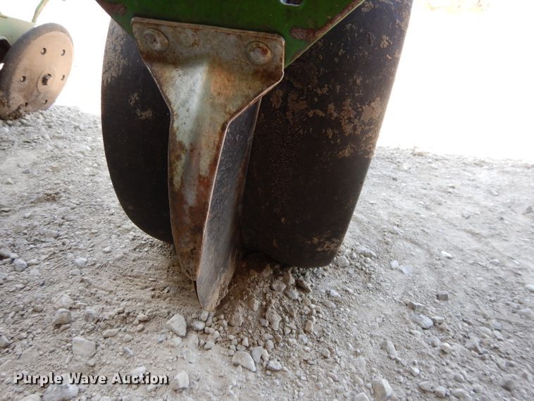 image for item DE2485 2012 John Deere 1790 CCS  split row no-till planter