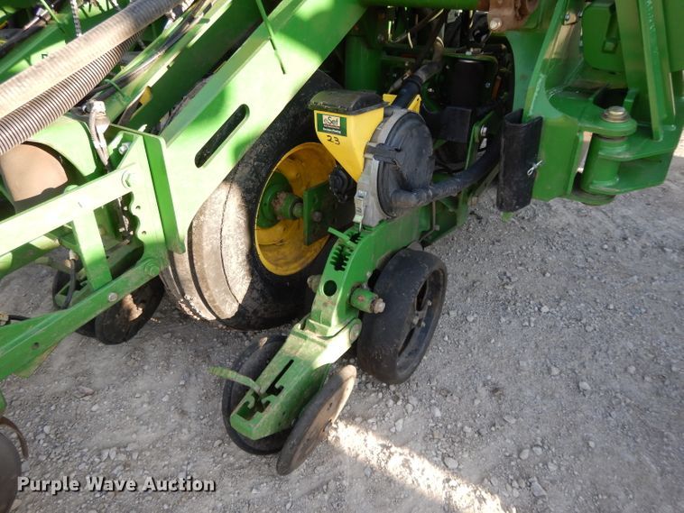 image for item DE2485 2012 John Deere 1790 CCS  split row no-till planter