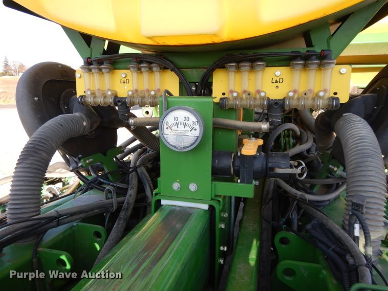 image for item DE2485 2012 John Deere 1790 CCS  split row no-till planter
