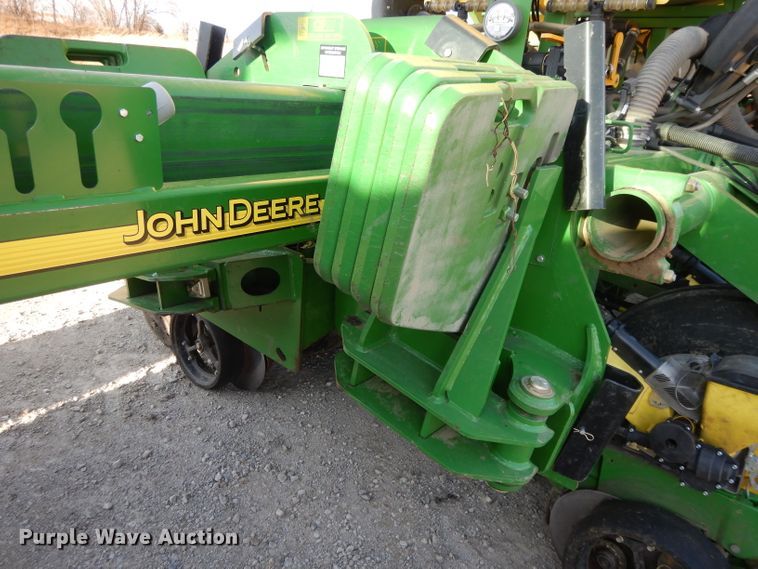 image for item DE2485 2012 John Deere 1790 CCS  split row no-till planter