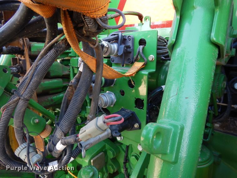 image for item DE2486 2012 John Deere 7280R  MFWD tractor