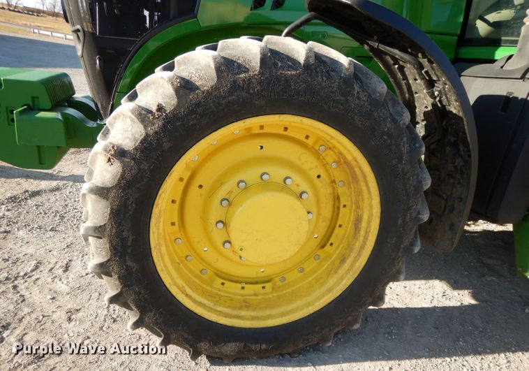 image for item DE2486 2012 John Deere 7280R  MFWD tractor