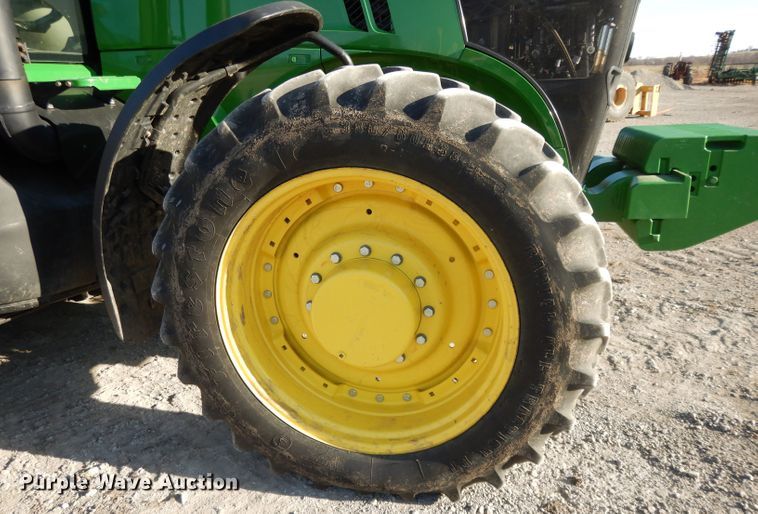 image for item DE2486 2012 John Deere 7280R  MFWD tractor