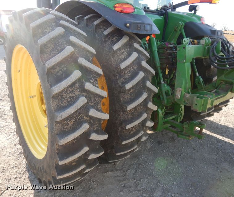 image for item DE2486 2012 John Deere 7280R  MFWD tractor